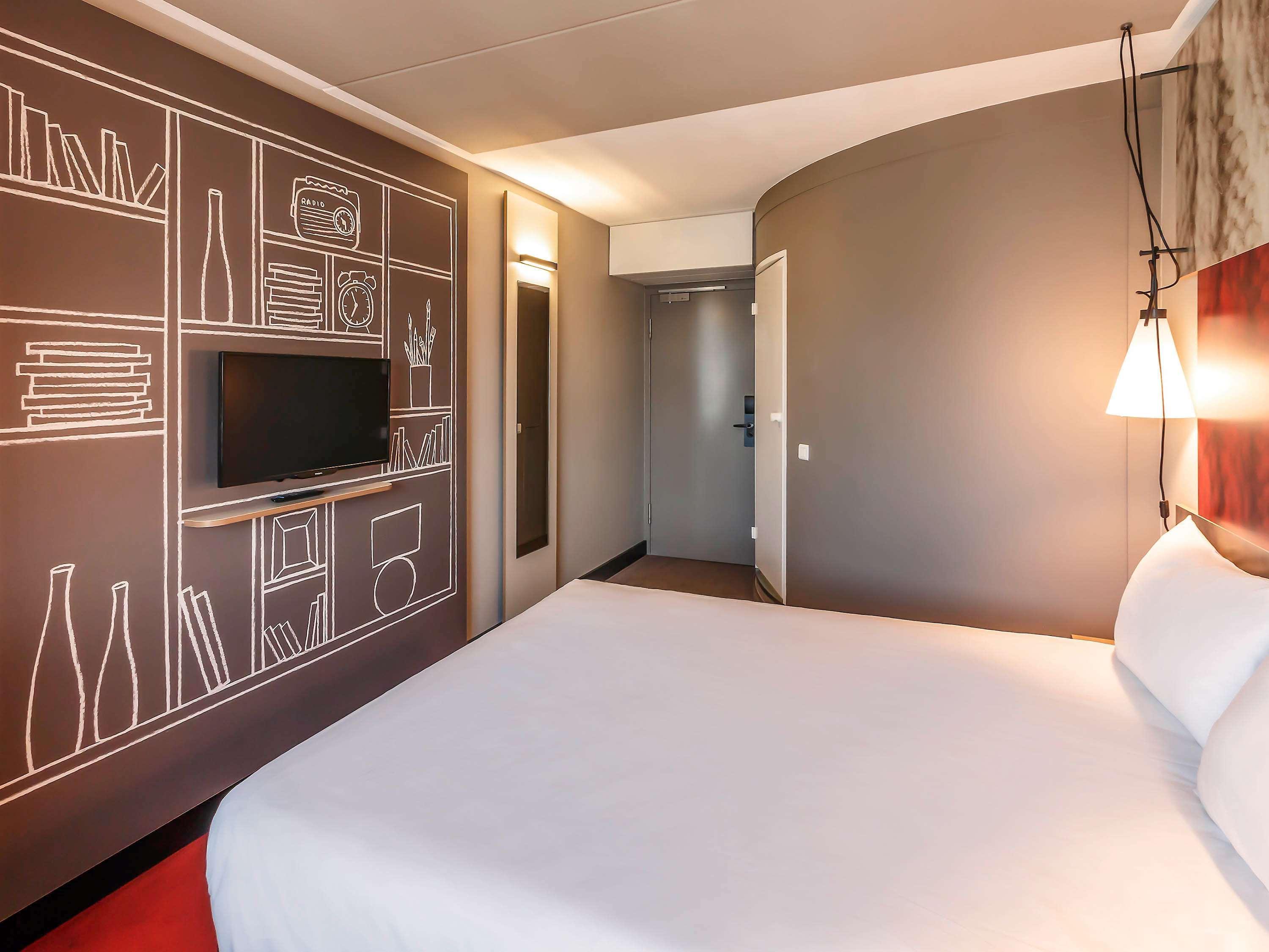 ไอบิส กดัญสก์ สตาเร เมียสโต Hotel ภายนอก รูปภาพ