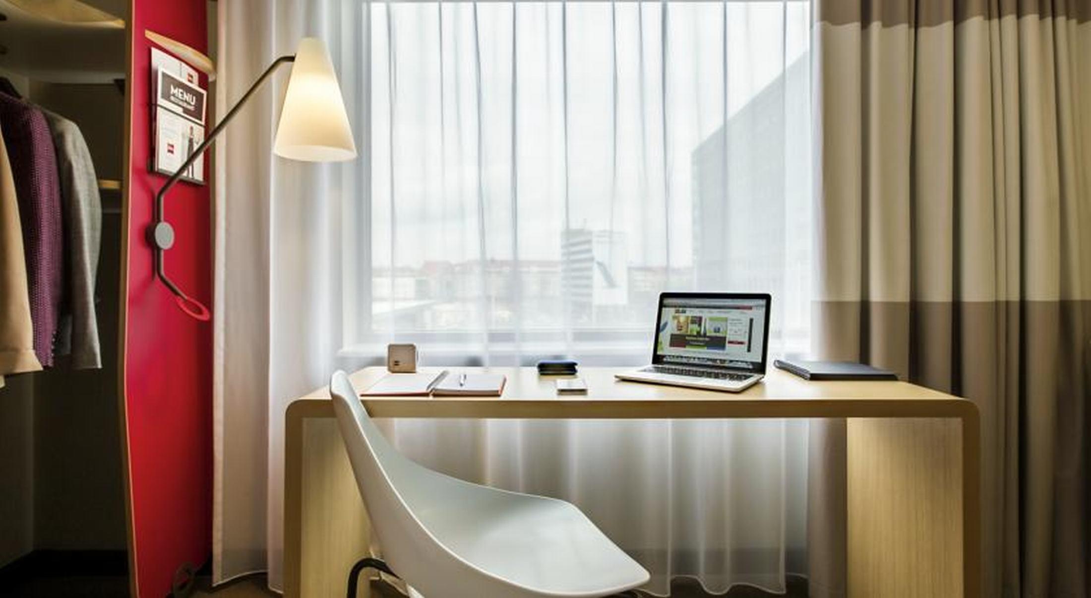 ไอบิส กดัญสก์ สตาเร เมียสโต Hotel ภายนอก รูปภาพ